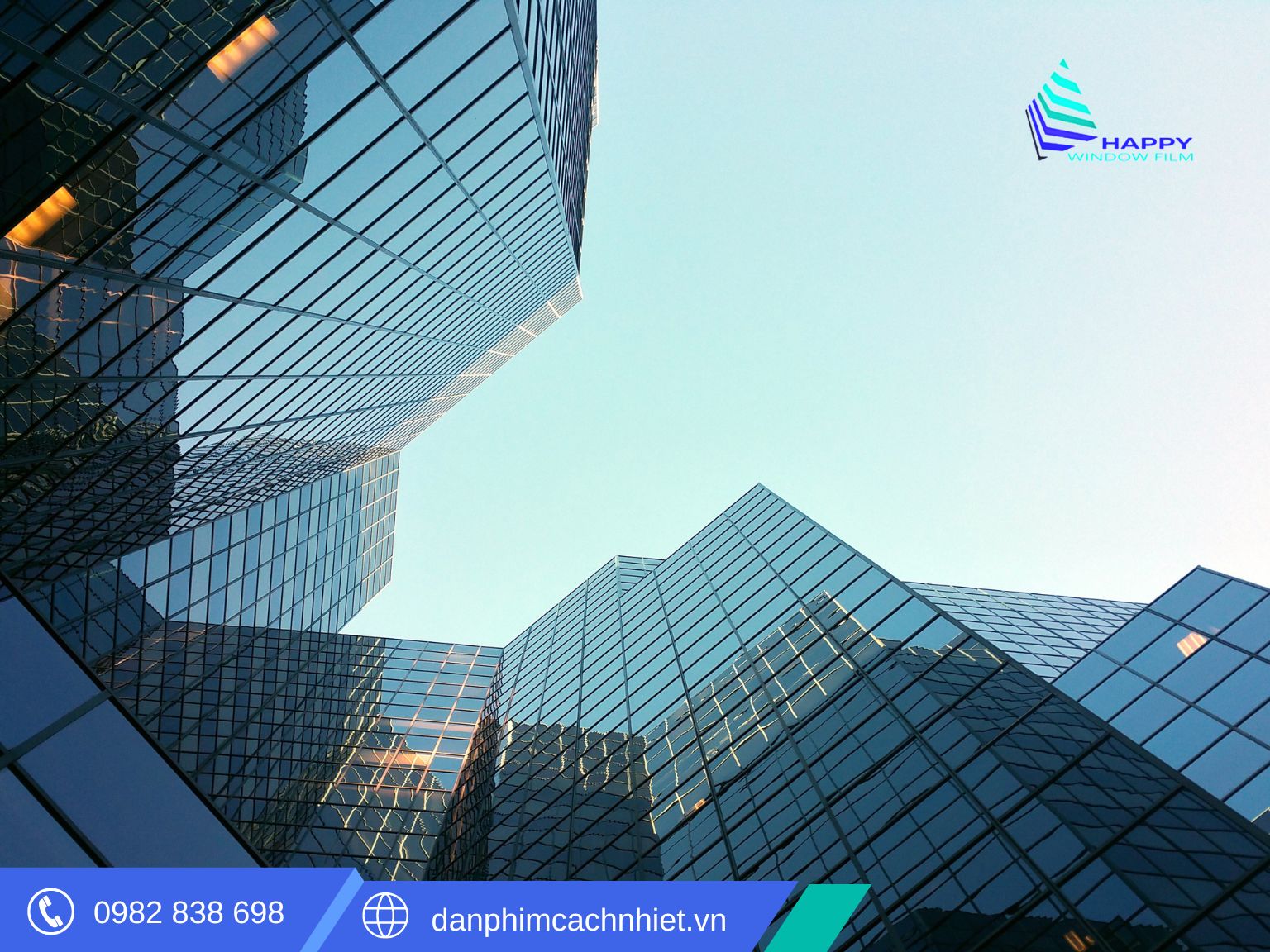 Ưu điểm của giấy dán kính phản quang là gì?